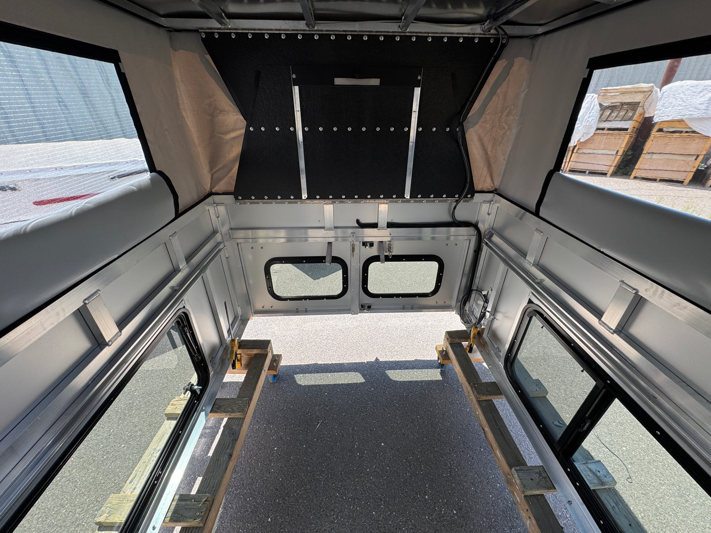 Toyota Tacoma 5' Bed (2016-2023) - Bread n' Butter NEW