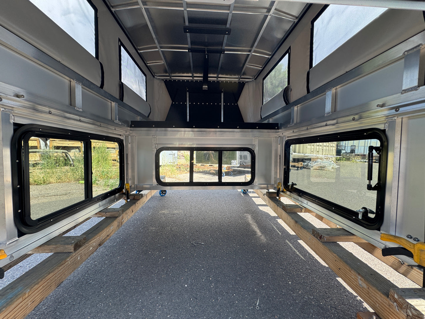 Toyota Tacoma 5' Bed (2016-2023) - Bread n' Butter NEW