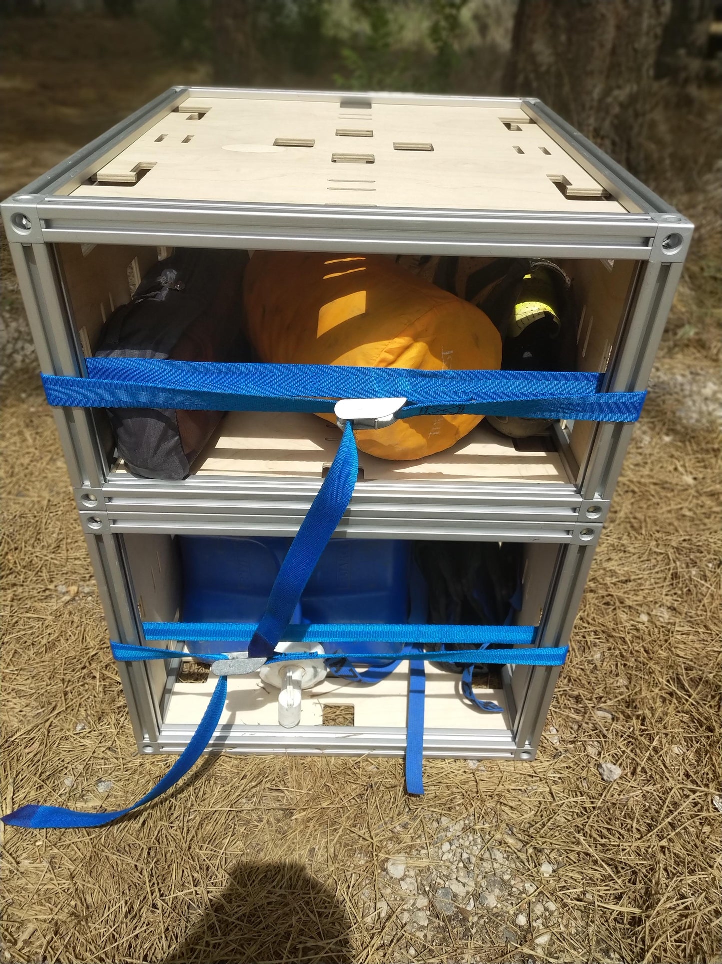 10"H x 21"L x 21"W Cubby