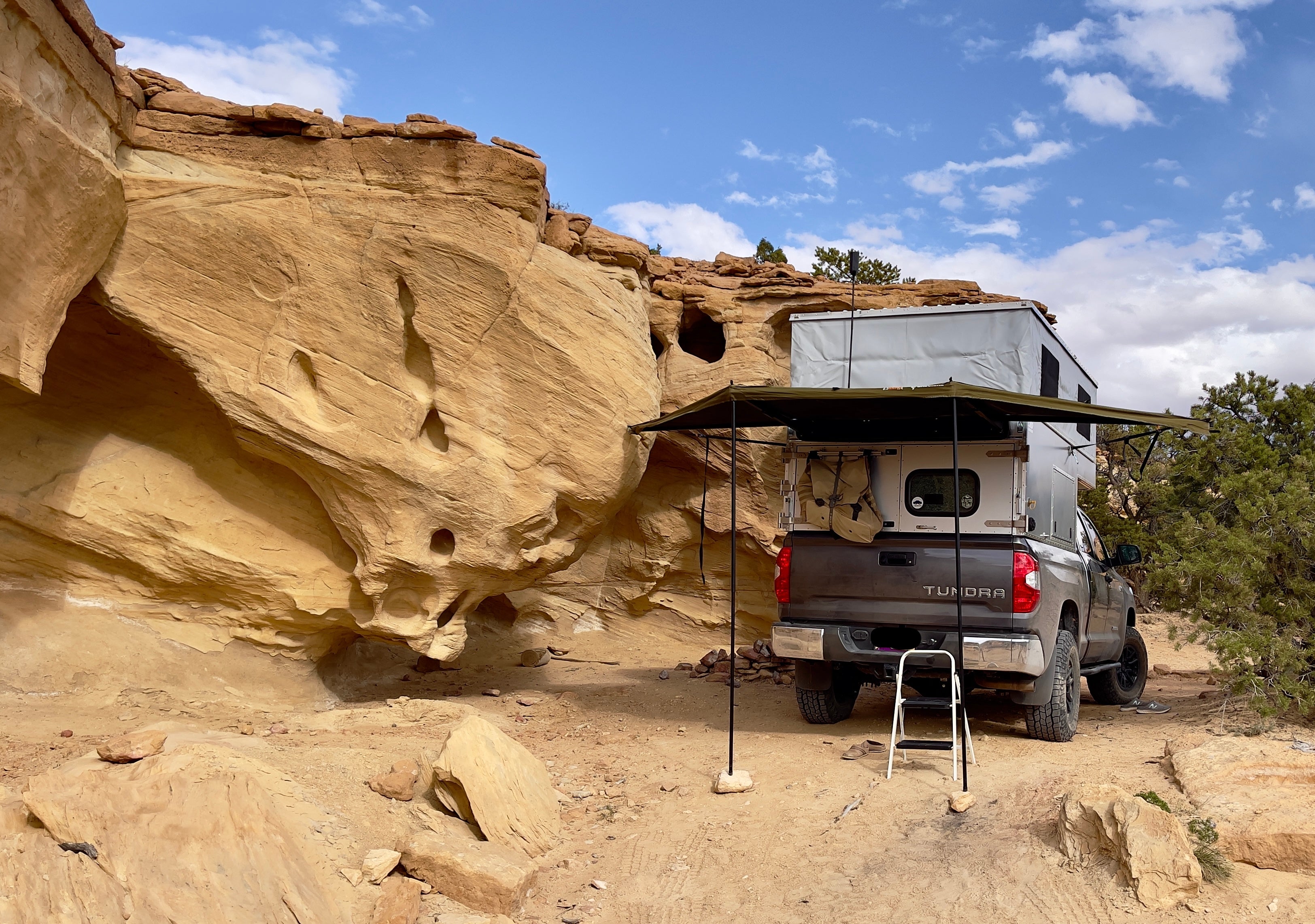 OVRLND Custom Pop-Top Camper Shell – OVRLND Campers