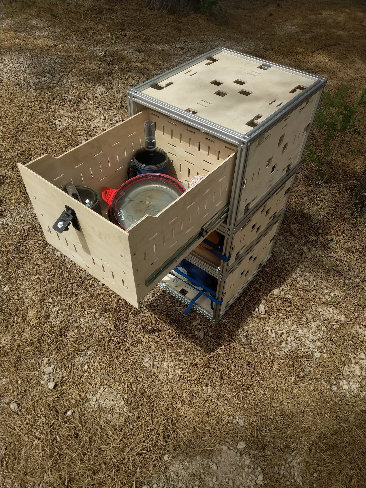 14"H x 21"L x 21"W Drawer